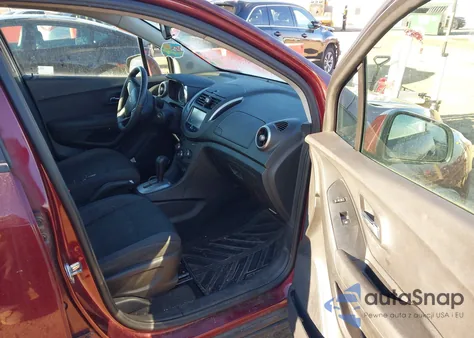 2016 Chevrolet Trax 1Ls z USA, uszkodzony, nr VIN 3GNCJNSB6GL258288